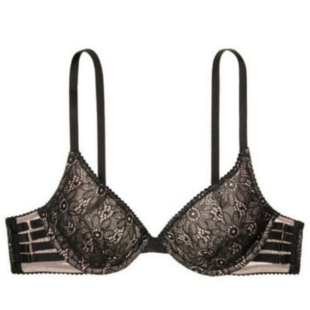 Victoria’s Secret Very Sexy Unlined Plunge Lace Bra 32D